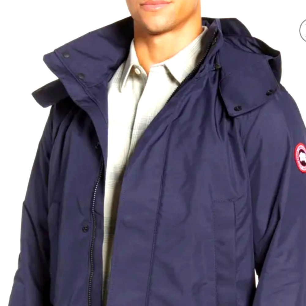 Worn TWICE Canada Goose Navy Blue Trench Coat- Large